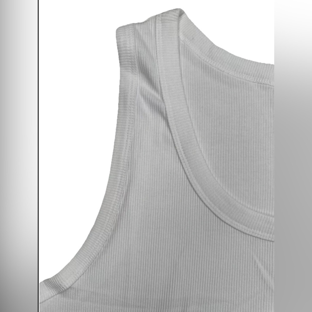 Women’s Slim Fit Scoop Neck Tank Top Size XXL White Universal Thread - Picture 7 of 7